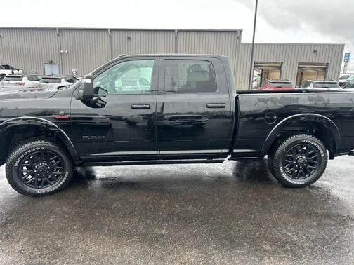 Diamond Black 2026 RAM 2500 Limited