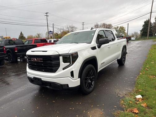 2022 GMC Sierra 1500 Elevation