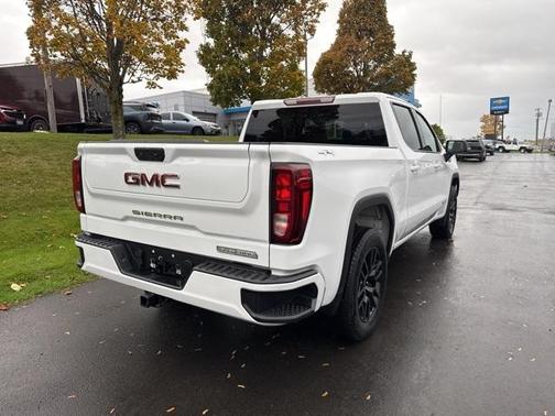 2022 GMC Sierra 1500 Elevation