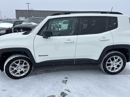 2022 Jeep Renegade Latitude