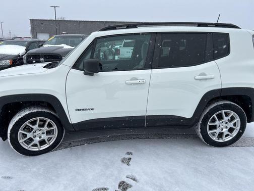 2022 Jeep Renegade Latitude