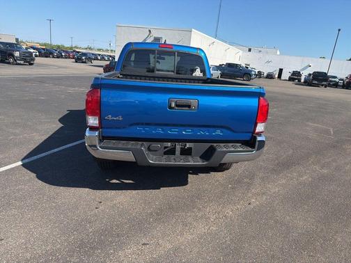 Blazing Blue 2016 Toyota Tacoma SR5