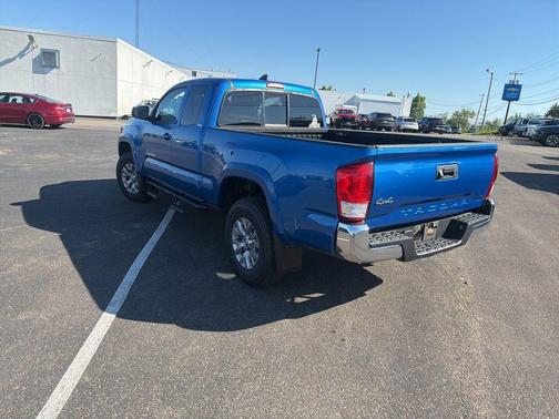 Blazing Blue 2016 Toyota Tacoma SR5