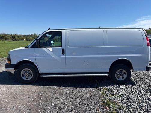 2023 GMC Savana 2500 Work Van