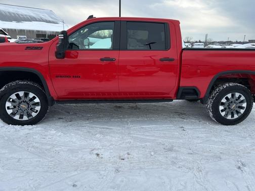 2024 Chevrolet Silverado 2500 Custom