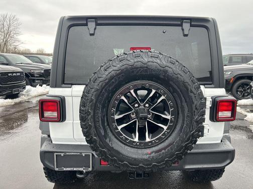 Bright White Clearcoat 2026 Jeep Wrangler Sport