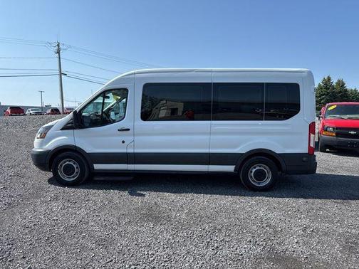 2017 Ford Transit-350 XL