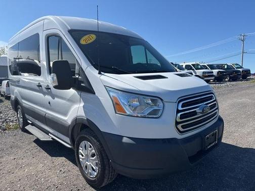 2017 Ford Transit-150 XLT