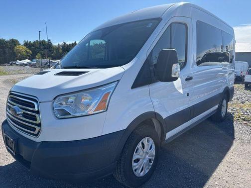 2017 Ford Transit-150 XLT