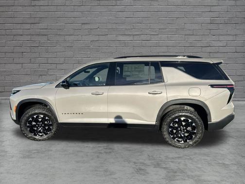 Sandstone Gray 2027 Chevrolet Traverse Z71