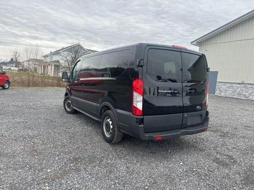 2018 Ford Transit-150 XL