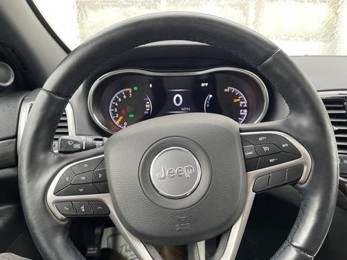 2022 Jeep Grand Cherokee WK Laredo