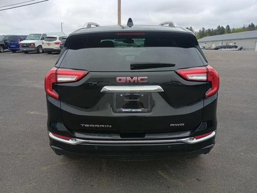 2023 GMC Terrain Denali