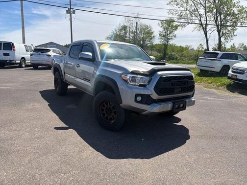 Silver Sky Metallic 2019 Toyota Tacoma TRD Sport