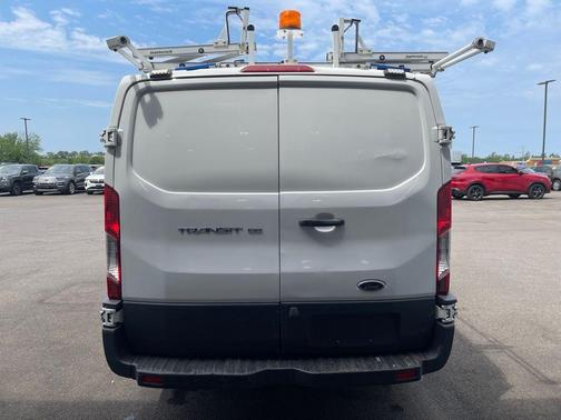 Oxford White 2017 Ford Transit-150 Base