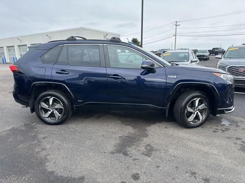 2021 Toyota RAV4 Prime SE