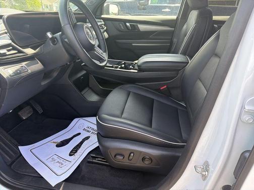 Summit White 2025 Buick Enclave Preferred