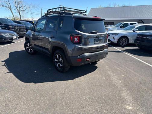 Granite Crystal Clearcoat Metallic 2021 Jeep Renegade Trailhawk