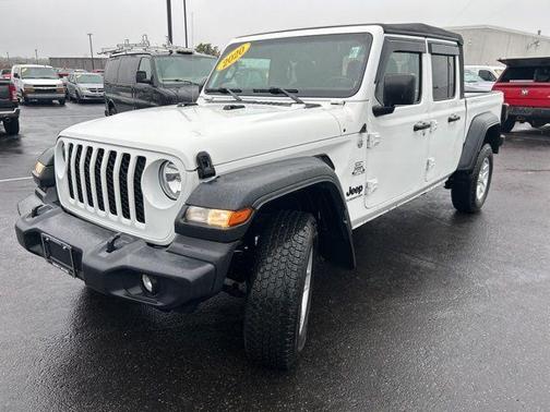 2020 Jeep Gladiator Sport