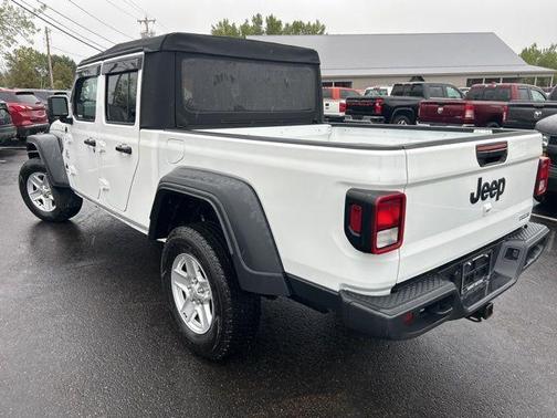 2020 Jeep Gladiator Sport