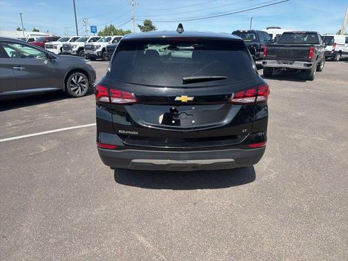 Mosaic Black Metallic 2022 Chevrolet Equinox 1LT