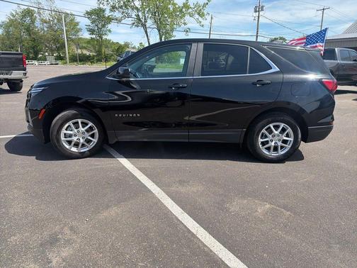 Mosaic Black Metallic 2022 Chevrolet Equinox 1LT