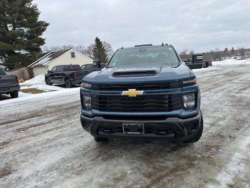 2026 Chevrolet Silverado 2500 Custom