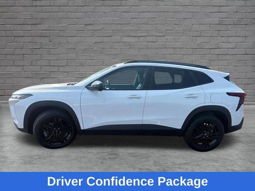 Summit White 2024 Chevrolet Trax ACTIV
