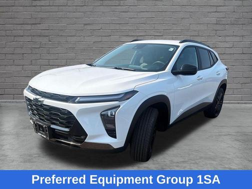 Summit White 2024 Chevrolet Trax ACTIV