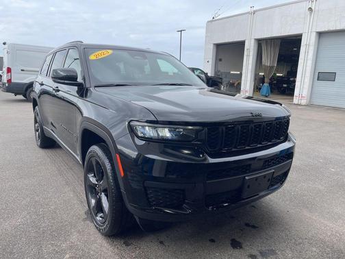 2023 Jeep Grand Cherokee L Laredo