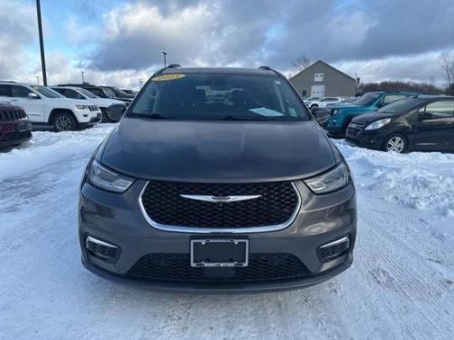 2021 Chrysler Pacifica Touring-L