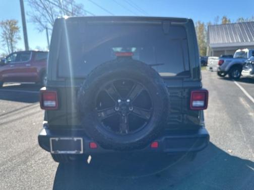 2021 Jeep Wrangler Unlimited Sahara Altitude