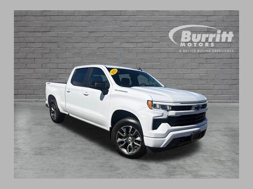 Summit White 2025 Chevrolet Silverado 1500 RST