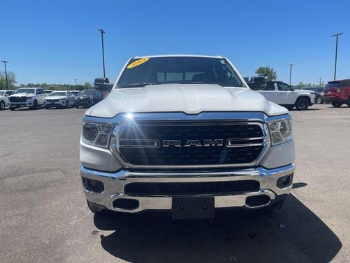 Bright White Clearcoat 2023 RAM 1500 Big Horn