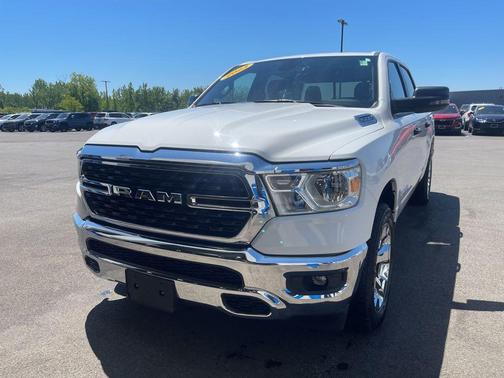 Bright White Clearcoat 2023 RAM 1500 Big Horn