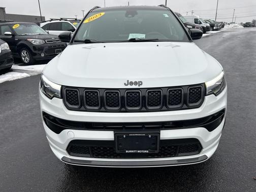2023 Jeep Compass Altitude