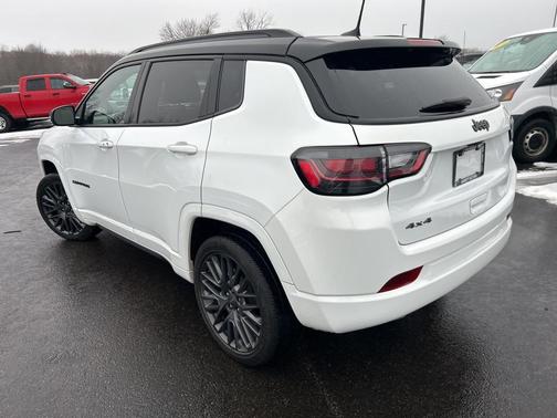 2023 Jeep Compass Altitude