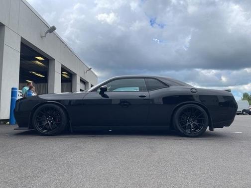 2015 Dodge Challenger SRT Hellcat