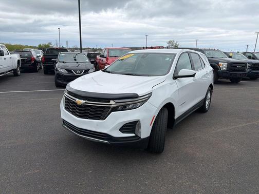 Summit White 2024 Chevrolet Equinox LT