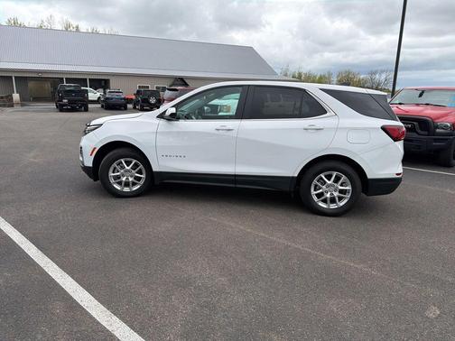 Summit White 2024 Chevrolet Equinox LT