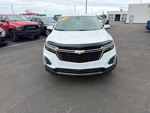 Summit White 2024 Chevrolet Equinox LT