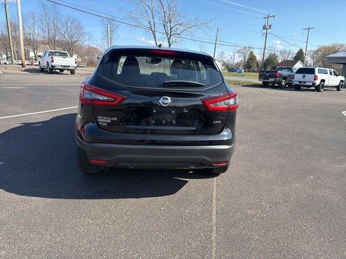 2021 Nissan Rogue Sport S