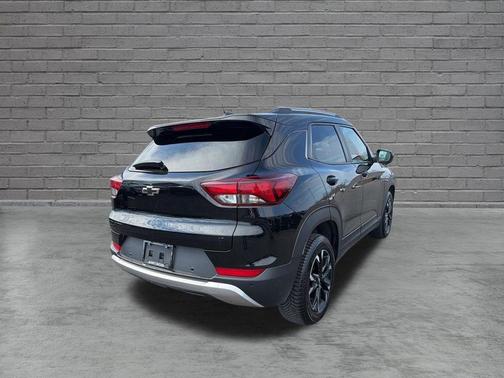 Mosaic Black Metallic 2021 Chevrolet Trailblazer LT