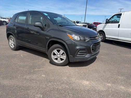 Nightfall Gray Metallic 2020 Chevrolet Trax LS