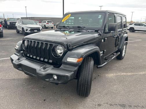 Black Clearcoat 2018 Jeep Wrangler Unlimited Sport