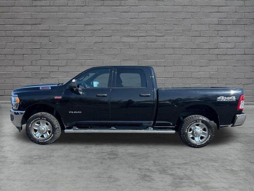 Diamond Black 2021 RAM 2500 Tradesman