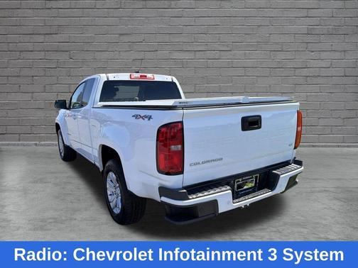 Summit White 2022 Chevrolet Colorado LT