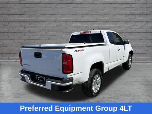 Summit White 2022 Chevrolet Colorado LT