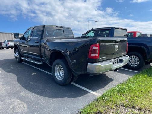 Diamond Black 2024 RAM 3500 Limited