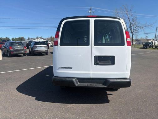 Summit White 2021 Chevrolet Express 2500 Work Van